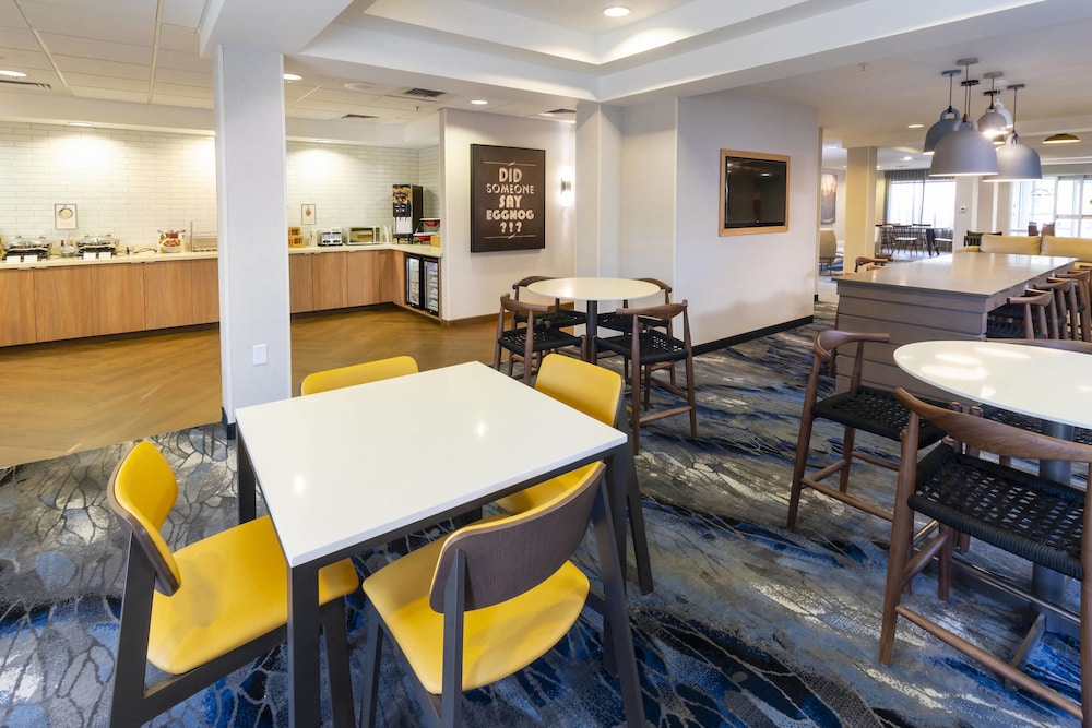 Fairfield Inn And Suites Bend Downtown 30/46