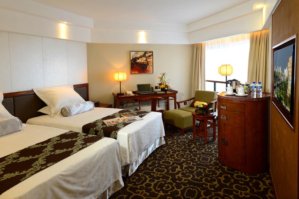 Business, Twin Beds, Main Building