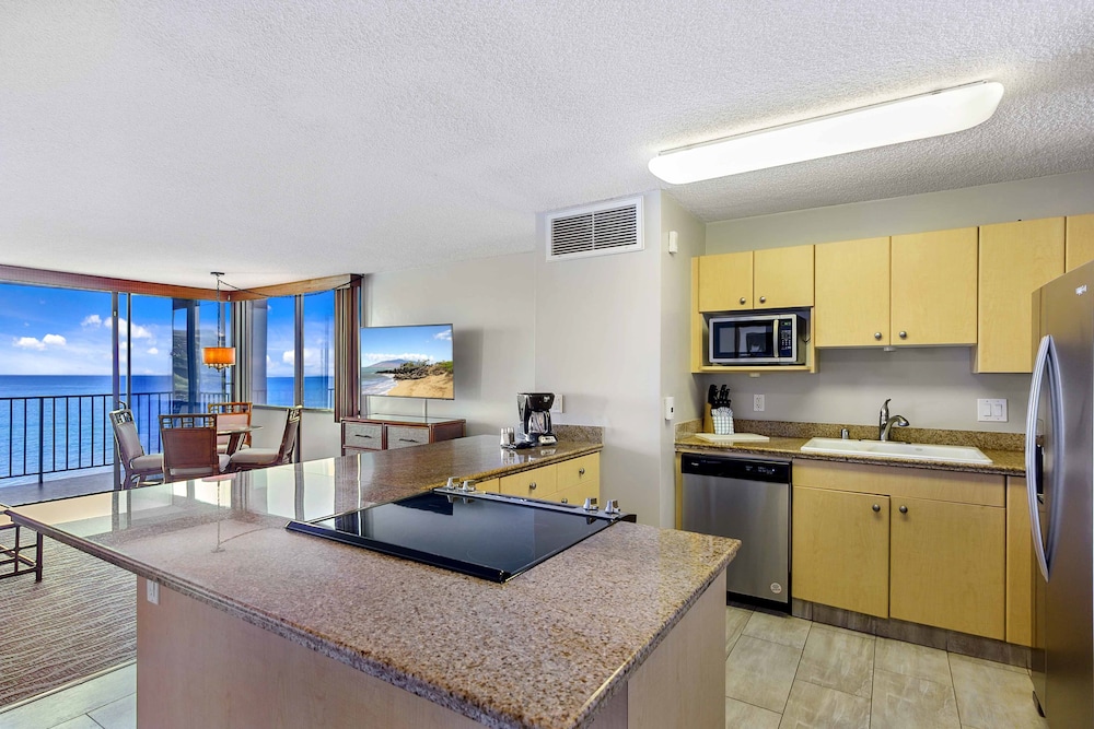 Kahana Beach Vacation Club 30/46
