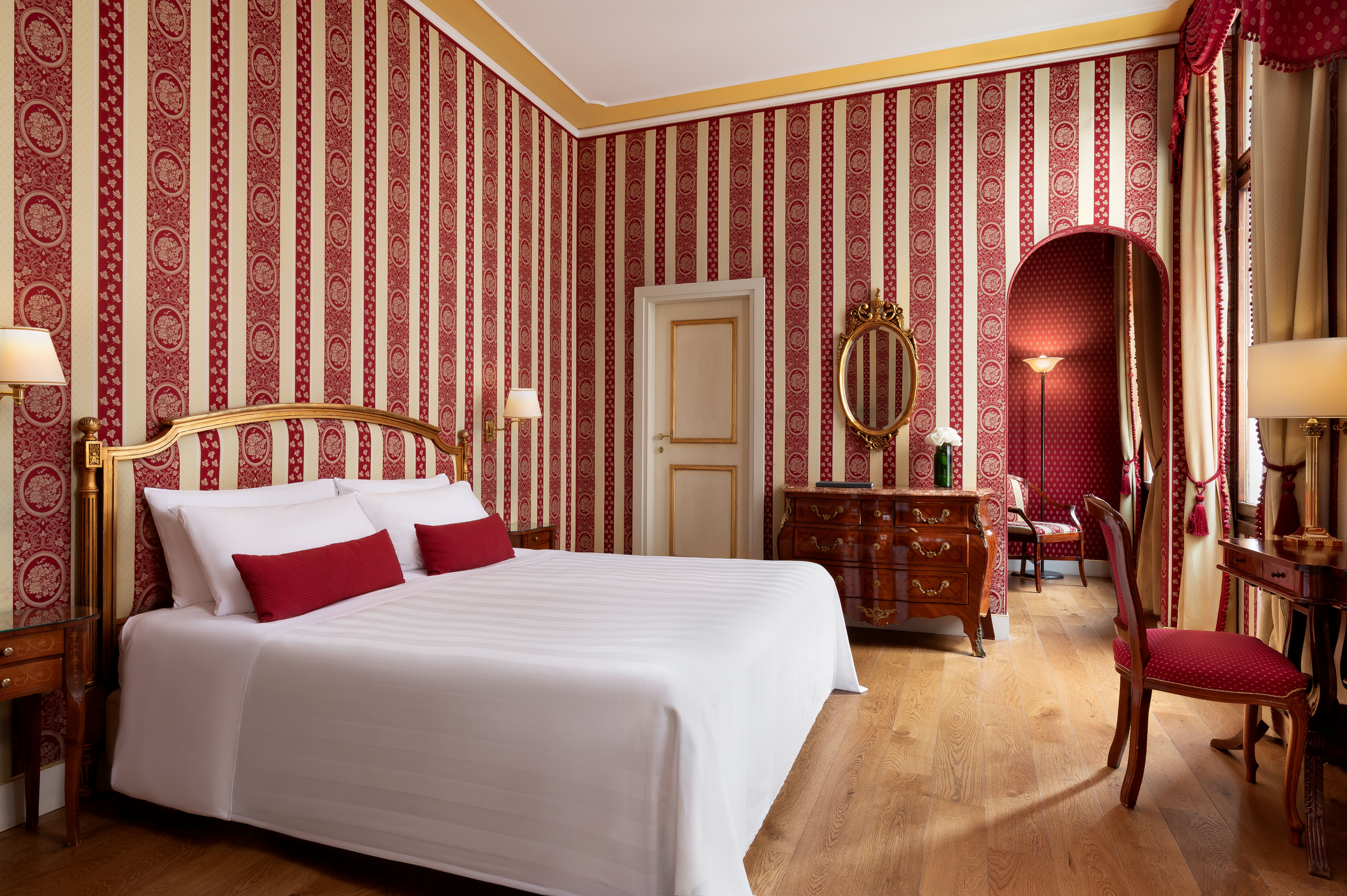 غرفة ديلوكس بسرير مزدوج أو سريرين منفصلين، Sina Palazzo Sant'angelo 2/6