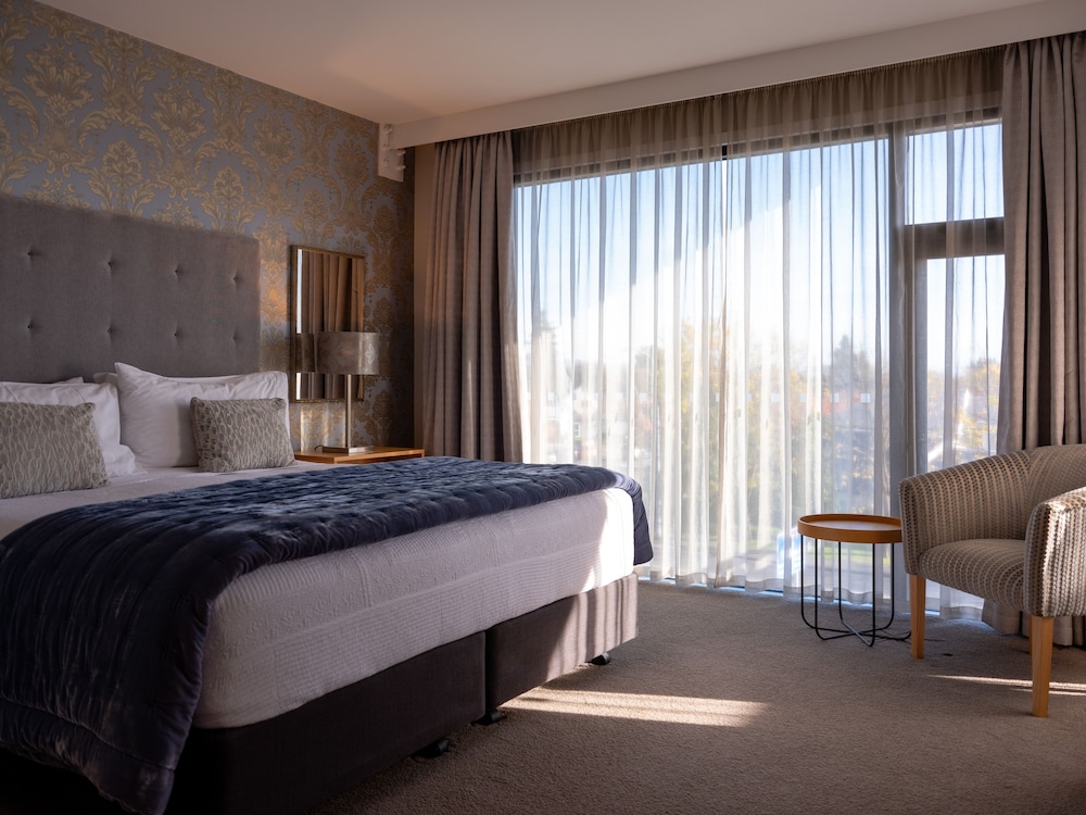جناح بريميير بسرير كينج بغرفة نوم واحدة، Porters Boutique Hotel 3/5