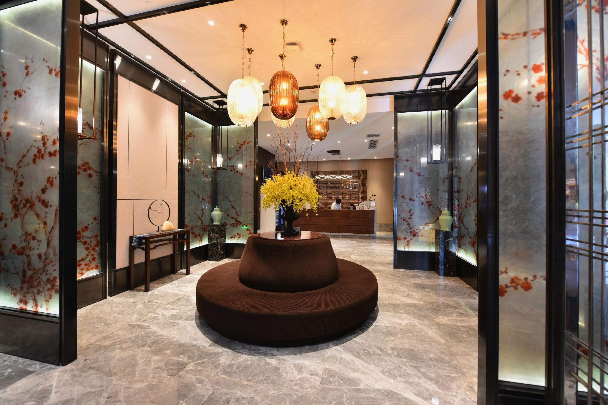 Dynasty Hotel (Shenzhen Futian Port) 55/62