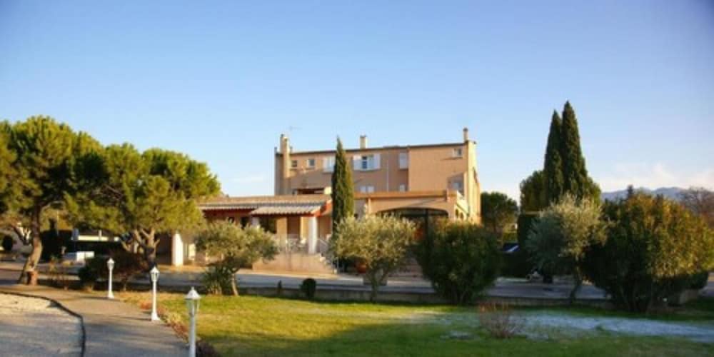 Hotel Restaurant l Etape Logis 52/57