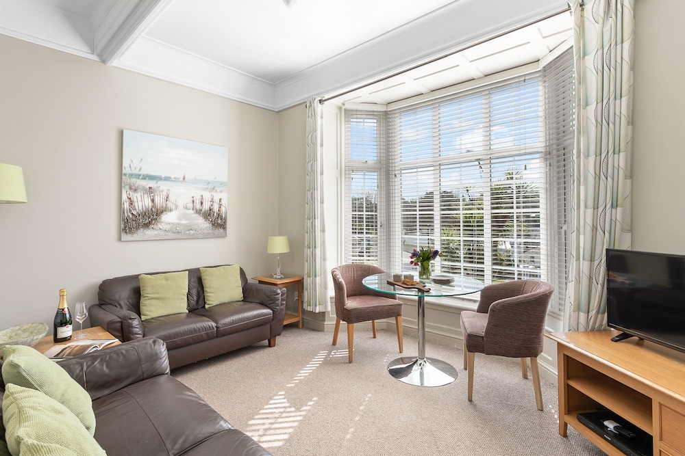 Bedford House Apartments 17/45