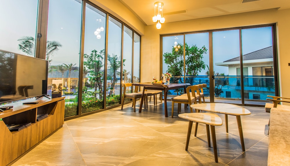 Rosa Alba Resort and Villas Tuy Hoa 54/66
