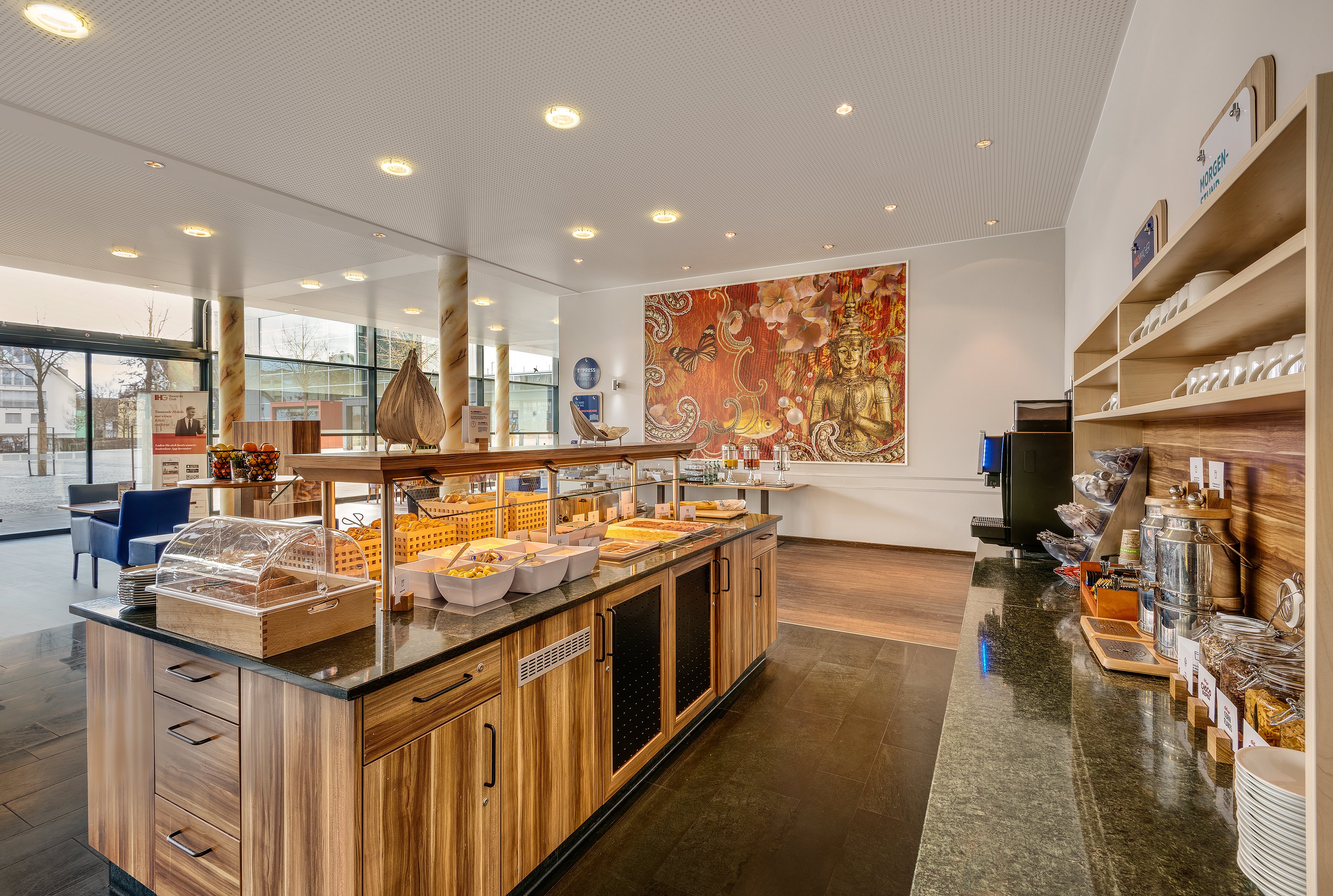 HOLIDAY INN EXPRESS SINGEN 12/72
