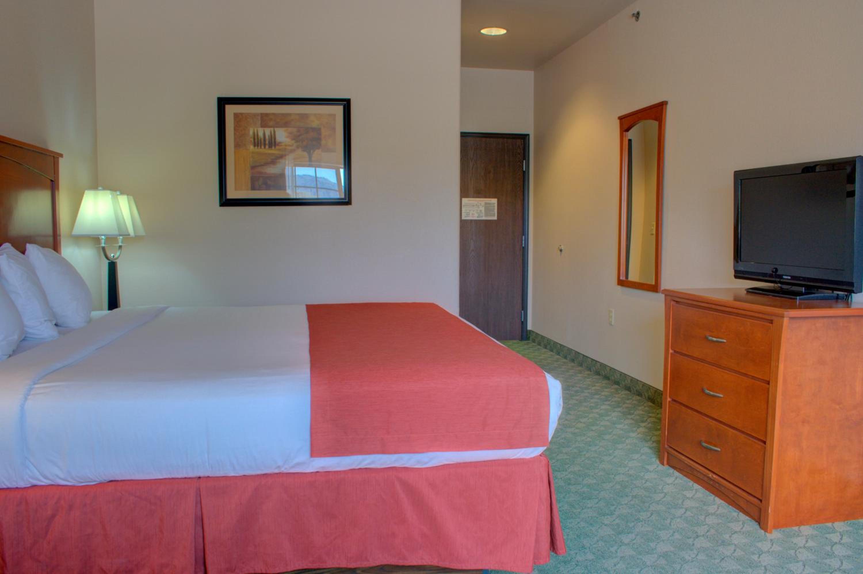 Allington Inn and Suites of Kremmling 7/28