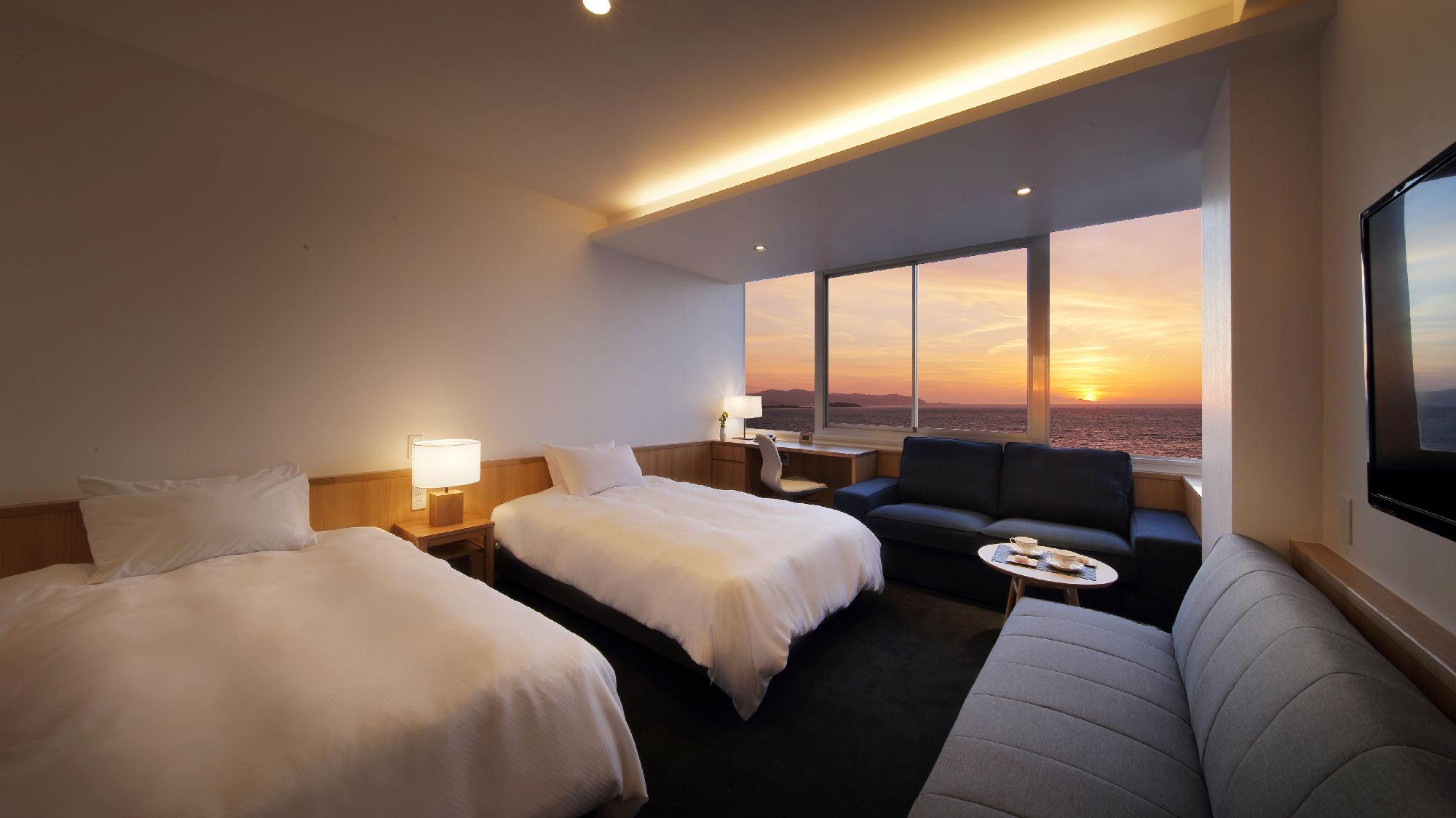 Western, Ocean, Twin Beds, Sunset View, Top Floor