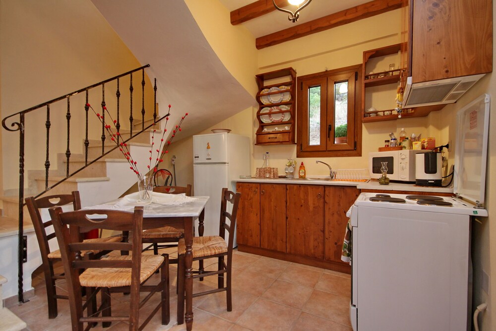 Sokraki Villas 34/50