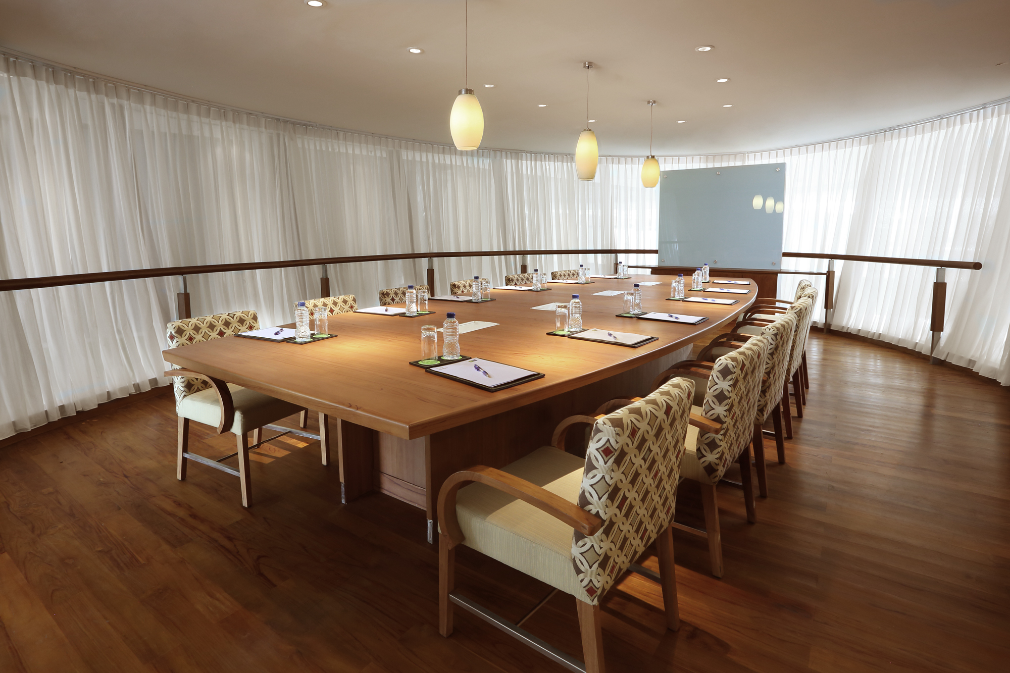 Diamond Hotel Kuta Bali (Ex Holiday Inn Express Bali Raya Kuta) 39/50
