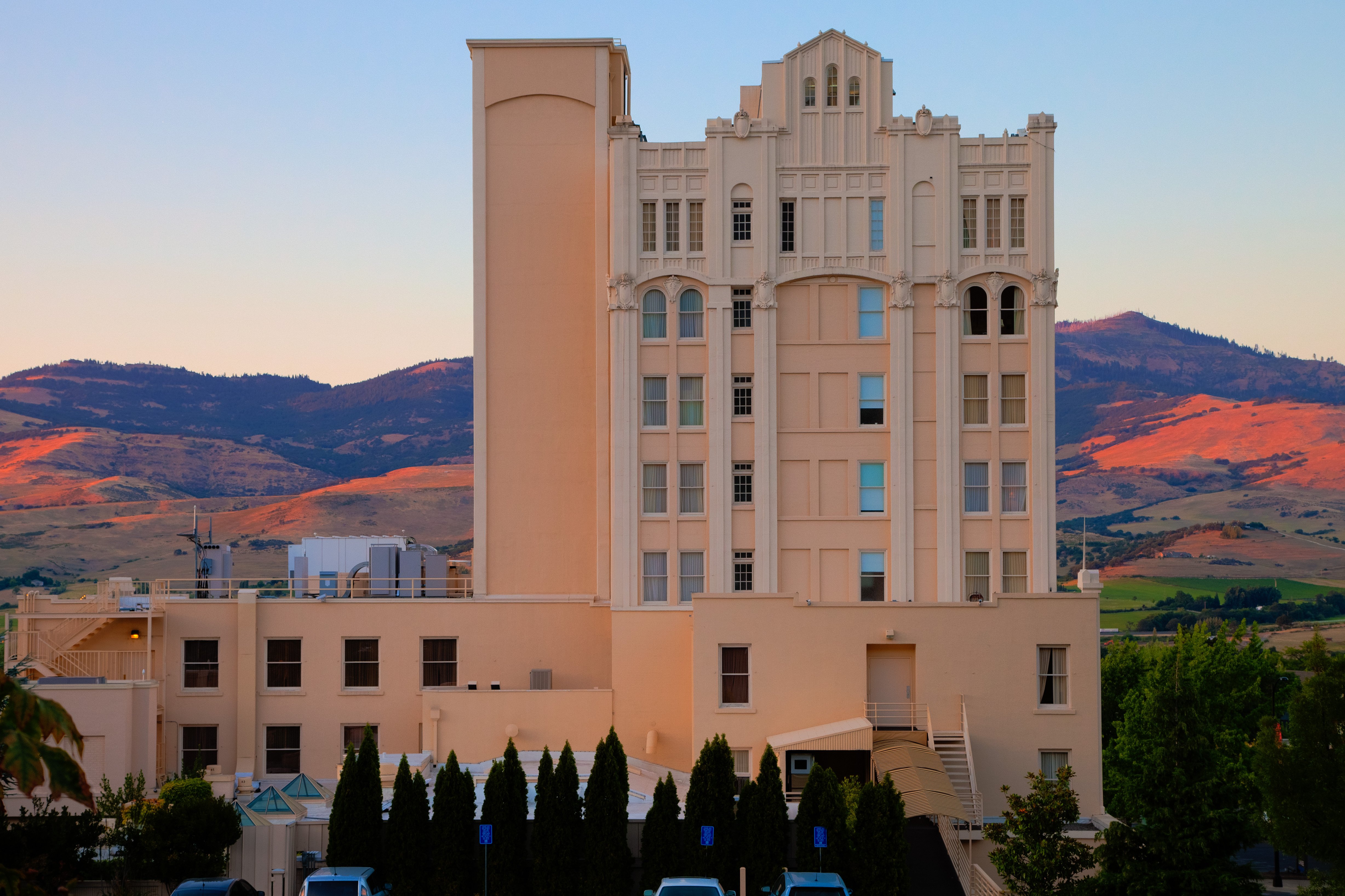 Ashland Springs Hotel 5/62