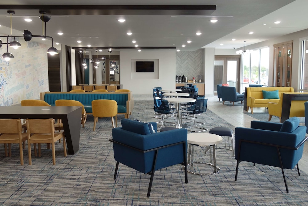 La Quinta Inn & Suites By Wyndham San Antonio Alamo City 43/49