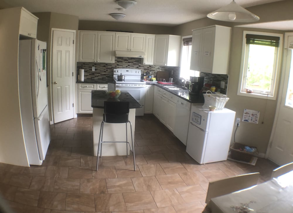 Brother Li Homestay [VR] 9/67