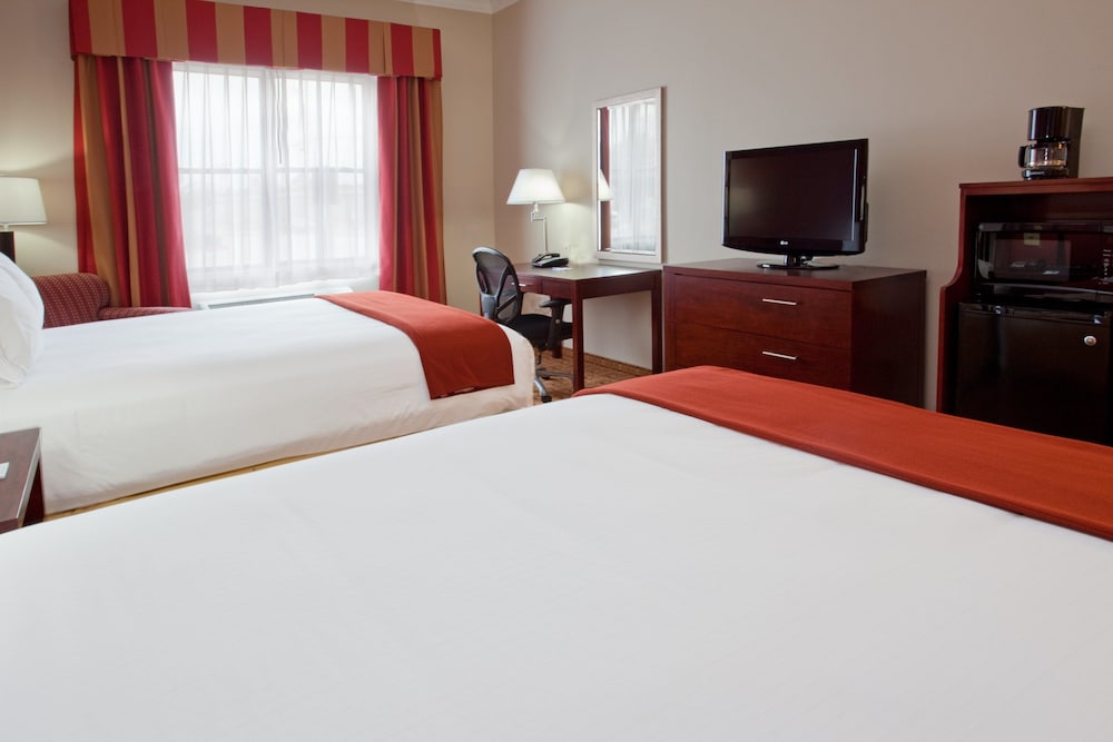Holiday Inn Express Hotel Suites Vidor South 24/71