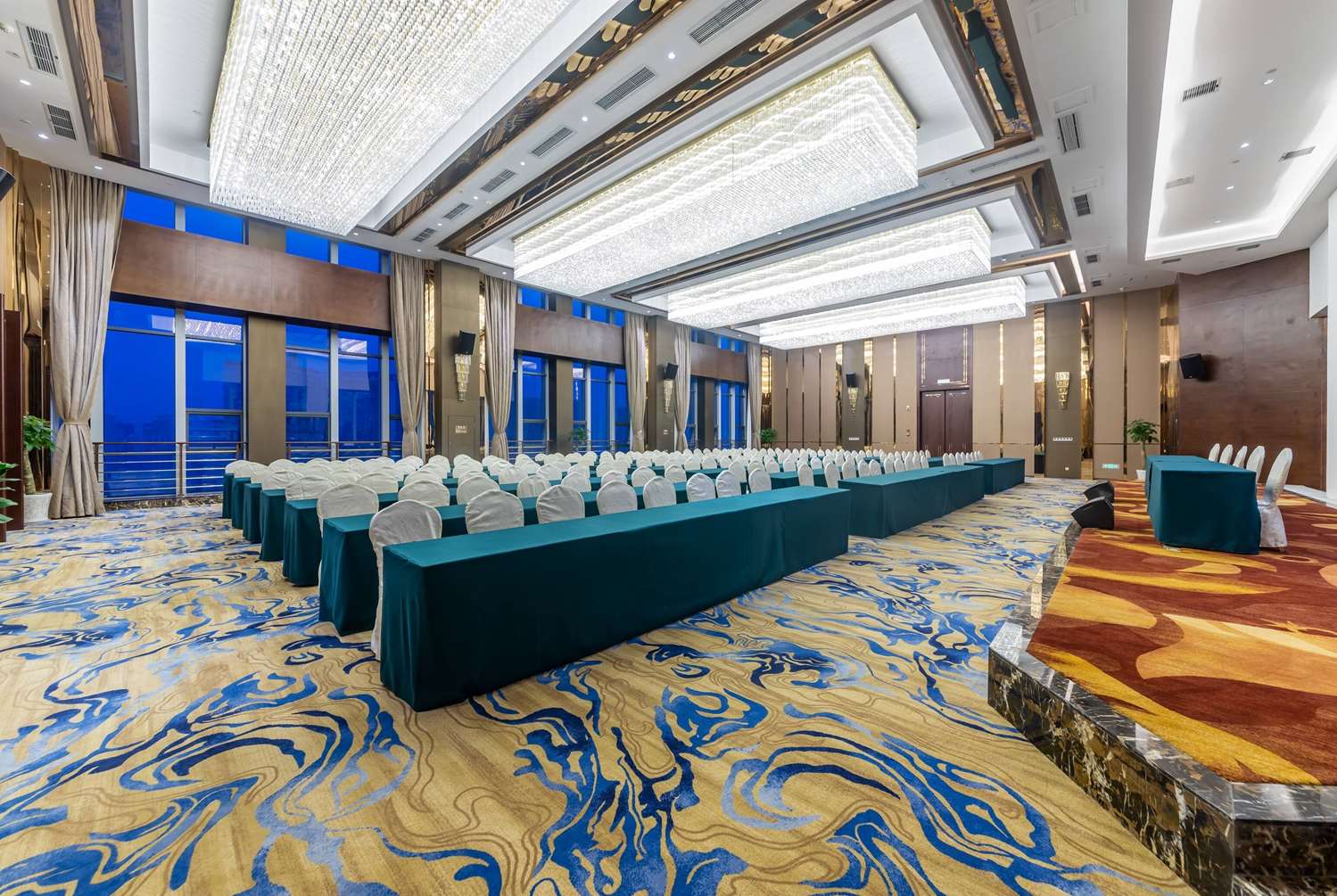 Days Hotel By Wyndham Chongqing Keyuan 9/17