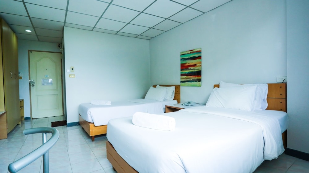 Central Place Hotel 10/30