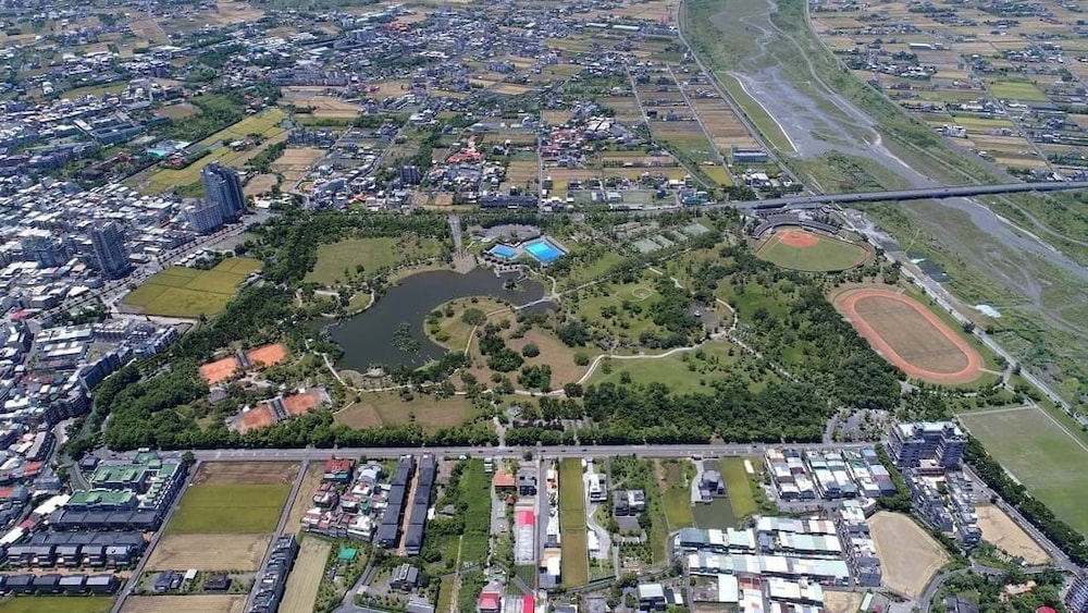 River Forest Resort Hotel 5/76