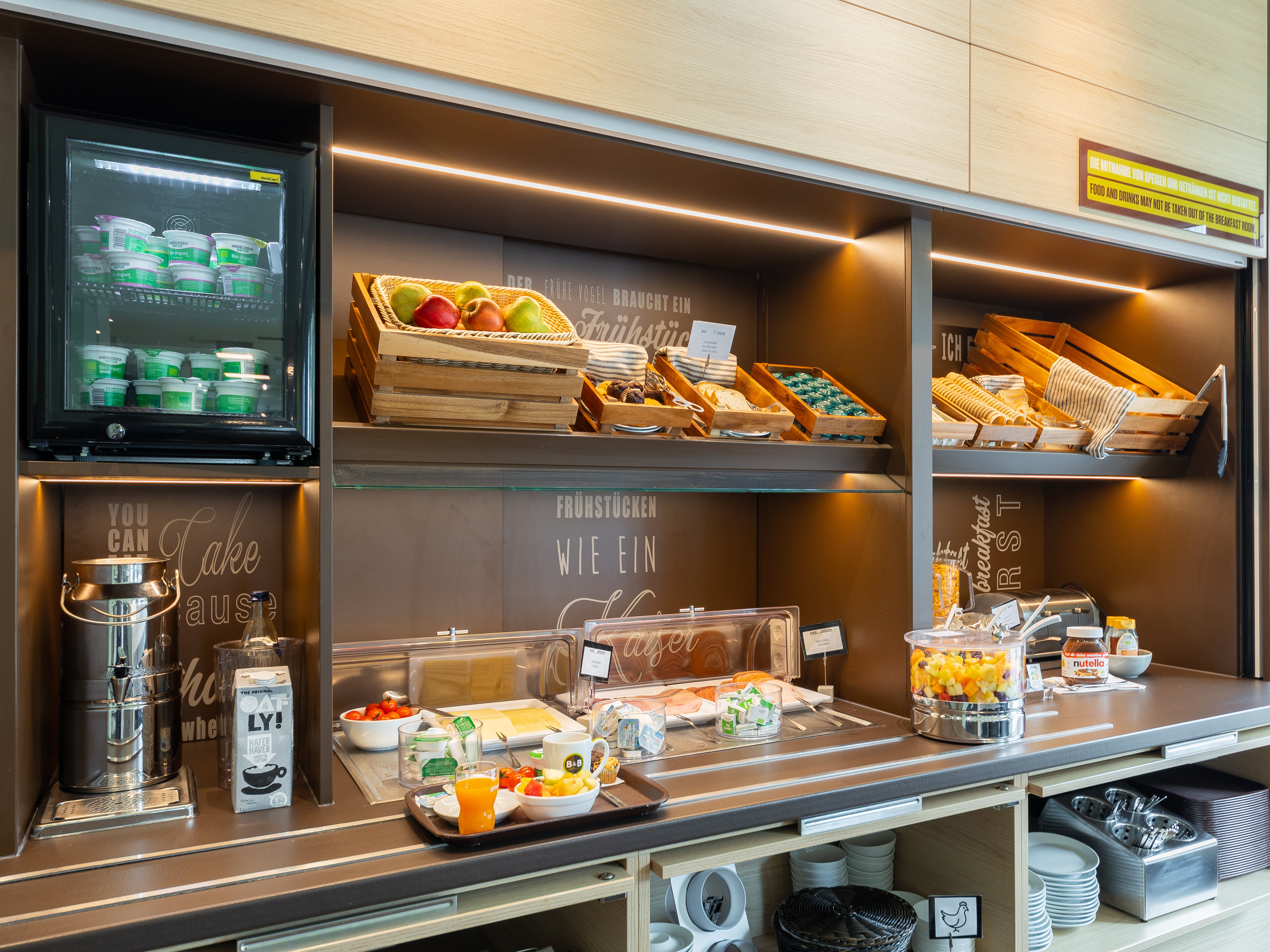 B&B Hotel Dusseldorf-Airport 写真2