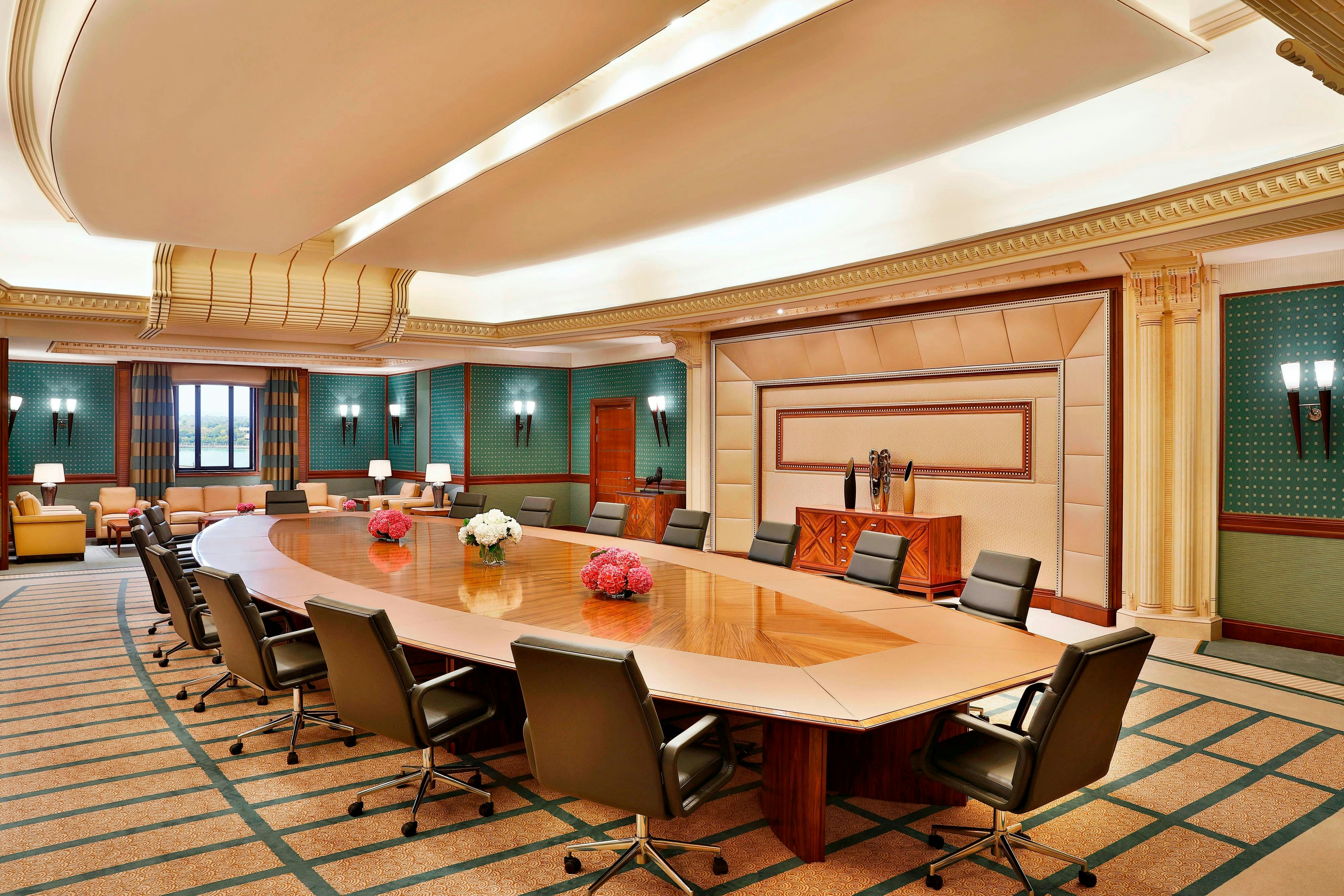 THE RITZ CARLTON JEDDAH 45/47