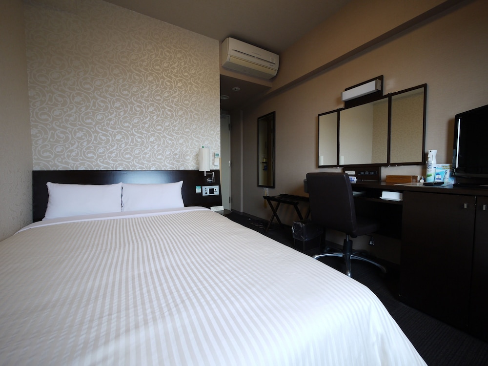 Hotel Route-Inn Furukawa Ekimae 10/53