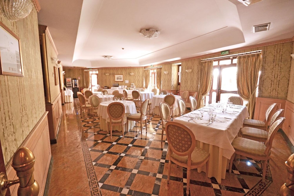 Hotel Cilicia 32/51
