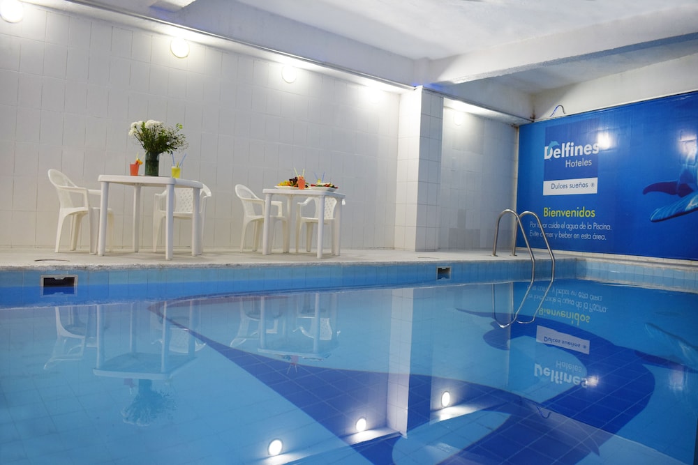 Delfines Hoteles 25/50
