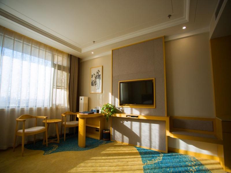 GreenTree Eastern Fuyang Yingdong District South Guoyang Road Hotel 35/54
