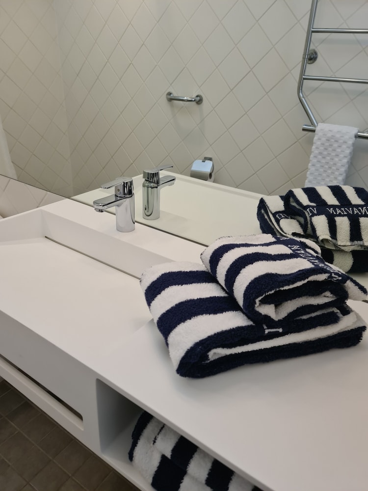 Hamnhotellet Kronan 22/44