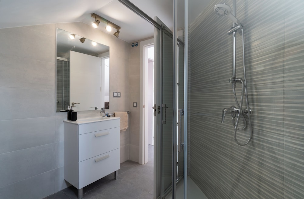 Sur Suites La Dorada 48/50