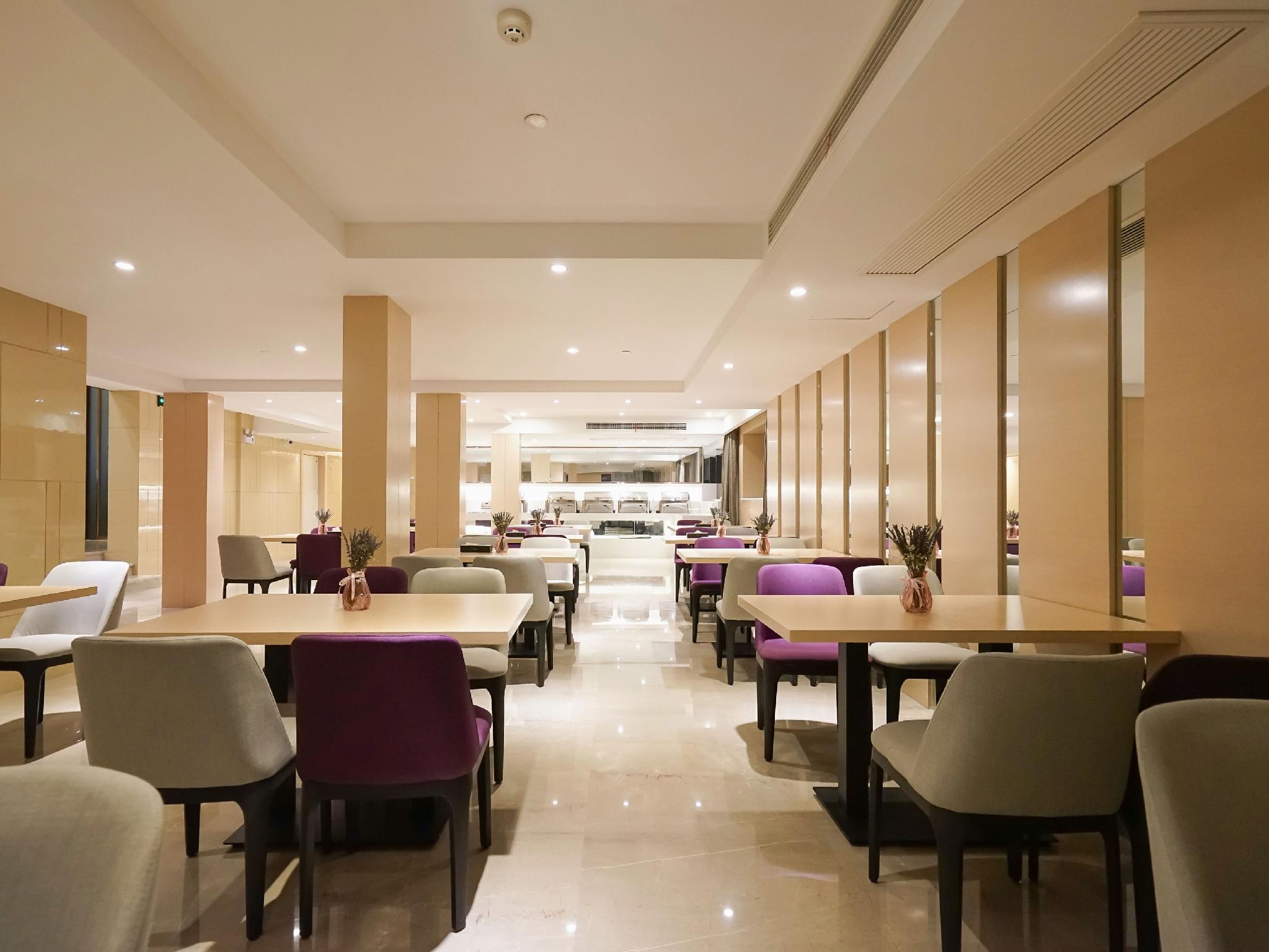 Li Feng Hotel (Wuhan Jinyinhu store) 34/49