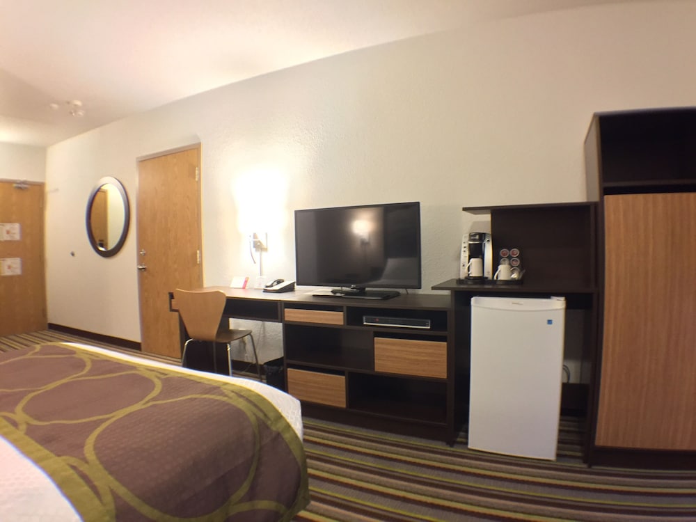 Super 8 By Wyndham Kenora 19/31