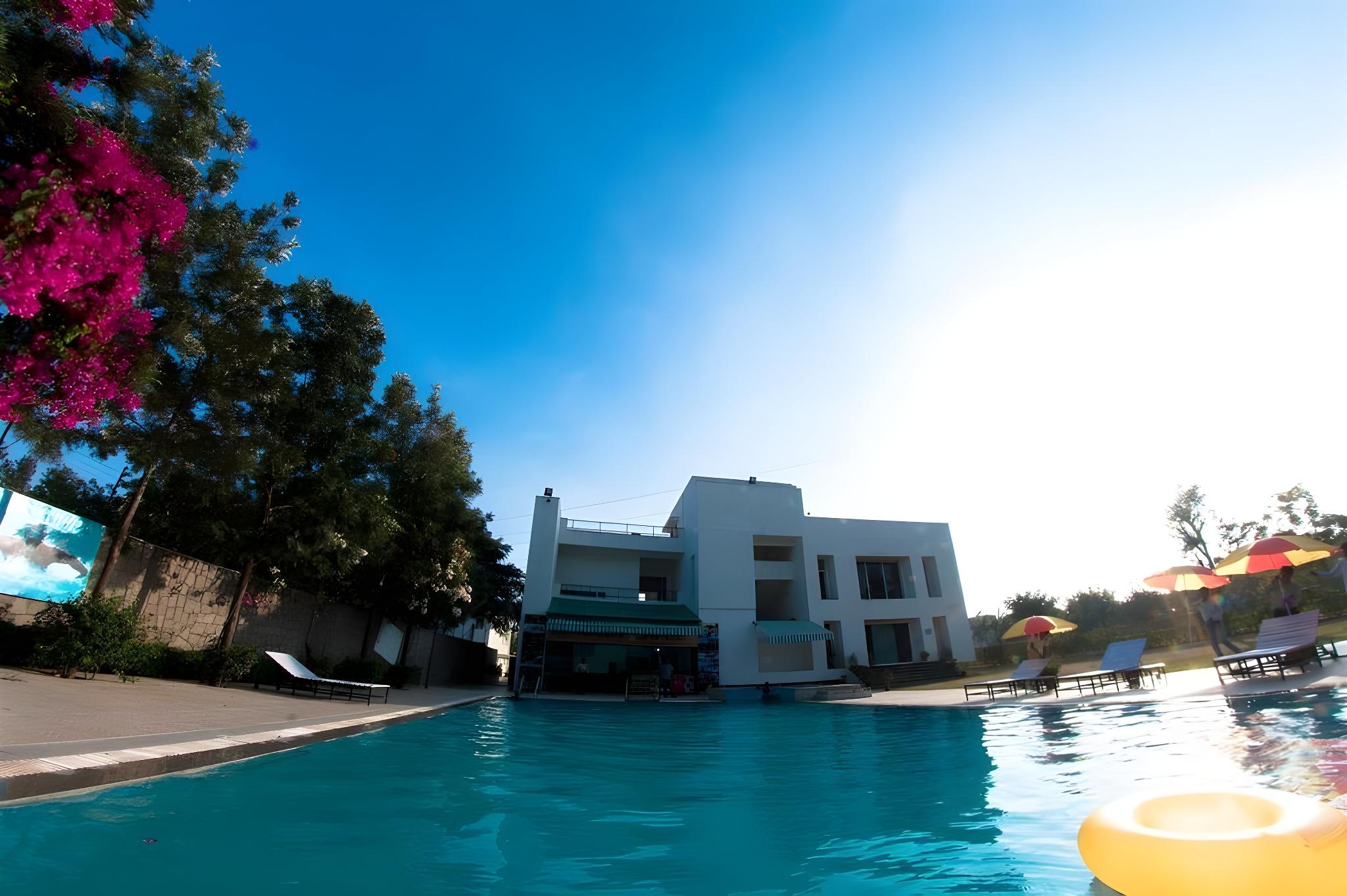 Summer Green Resort 41/42