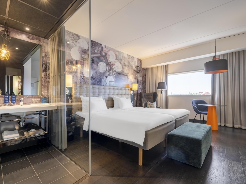 Radisson Blu Riverside Hotel 27/80