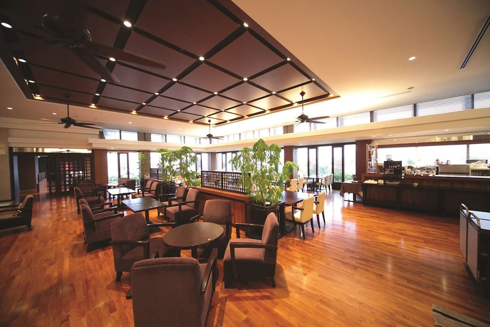 DoubleTree by Hilton Hotel Naha Shuri Castle 55/67