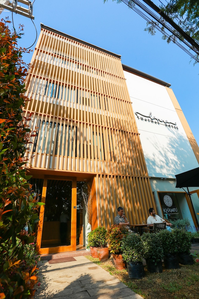Lanna Thaphae Hotel 1/54