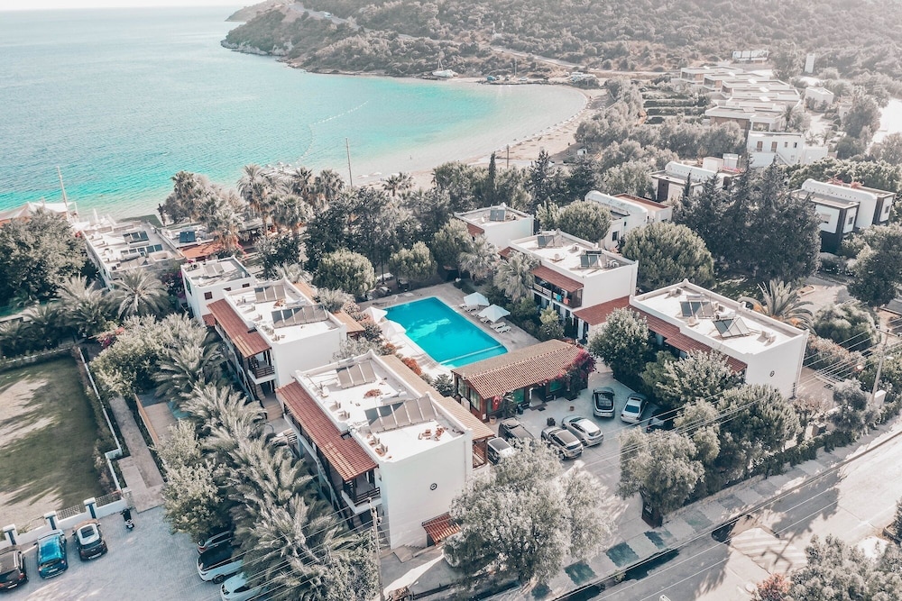 Selvi Beach Hotel 32/48