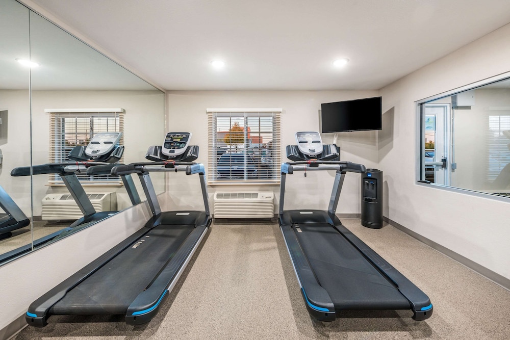WoodSpring Suites Columbus West - Hilliard 32/53