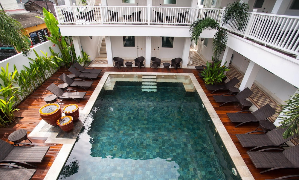 Samsara Inn 37/43
