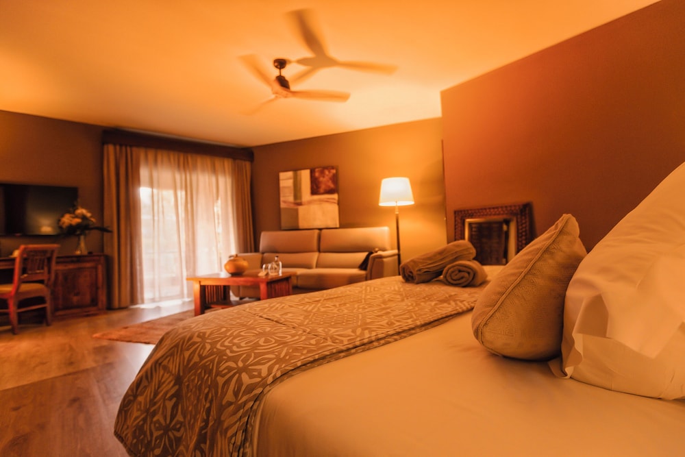 Swiss Moraira - Adults Only 14/50