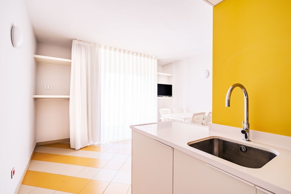Sunway Amapola Apartments 30/73