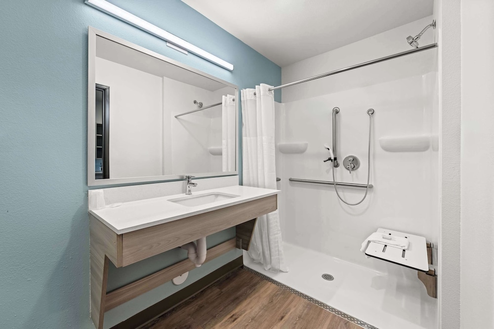 WoodSpring Suites Columbia - Irmo 35/36