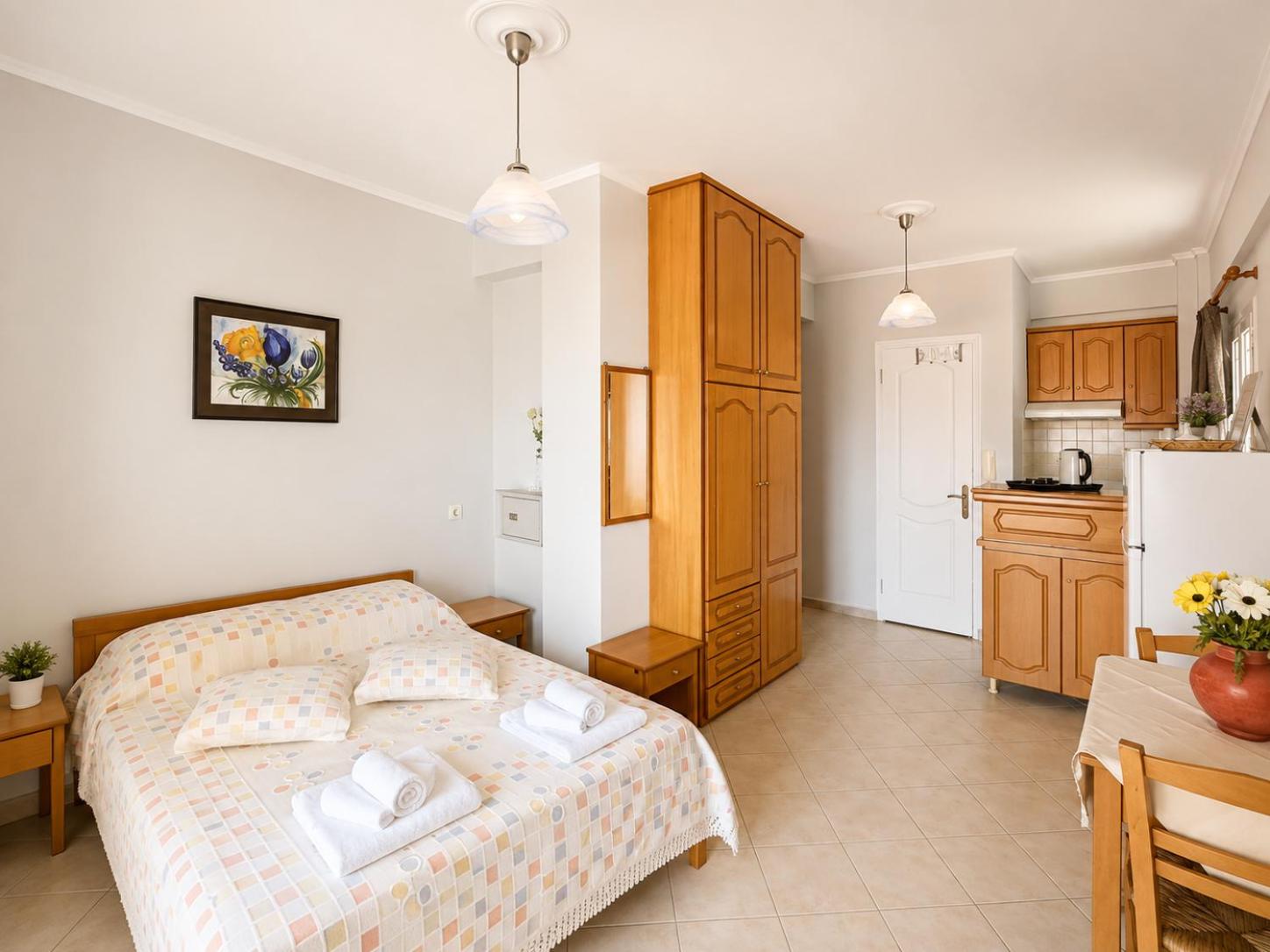 Brati Beach Hotel 18/56