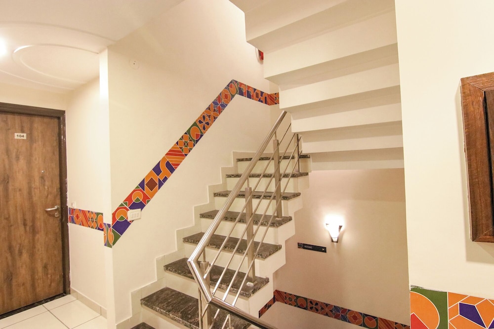 Fabhotel Rosewood Inn Gt Road 25/36
