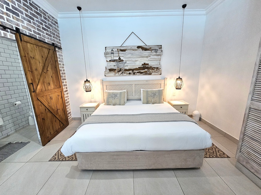 Lalapanzi Guest House 18/50
