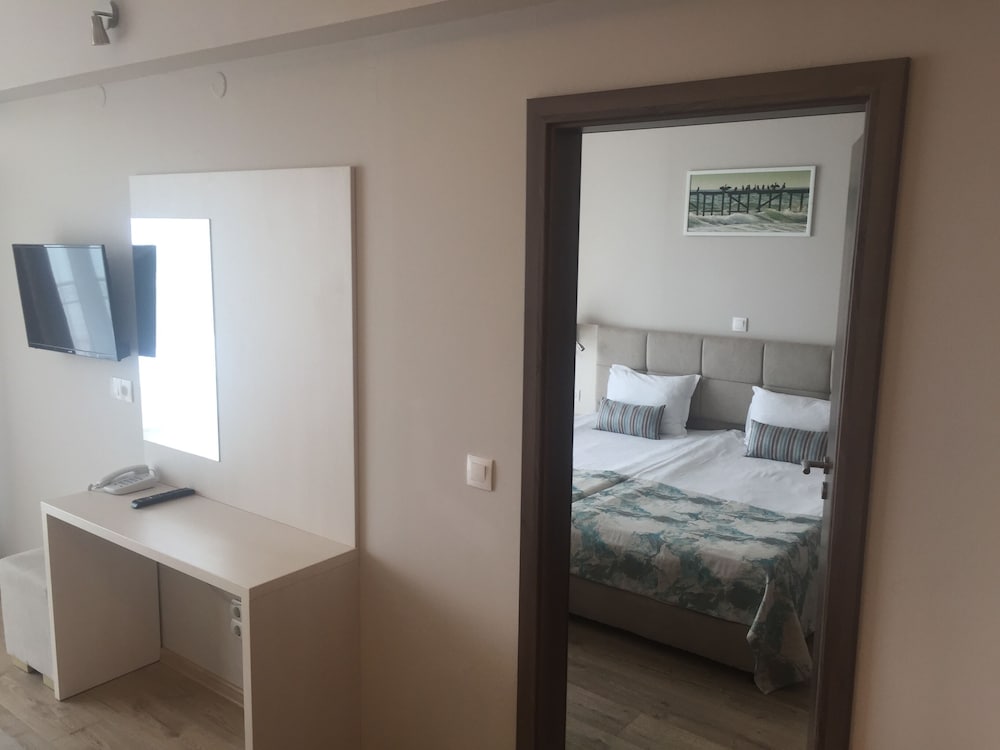 Hotel Helios 7/38