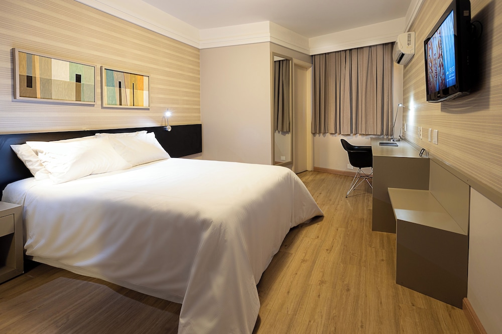 Max Plaza Hotel 13/51