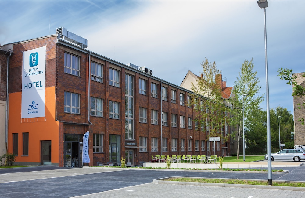 H24 Hotel Berlin Lichtenberg 51/59
