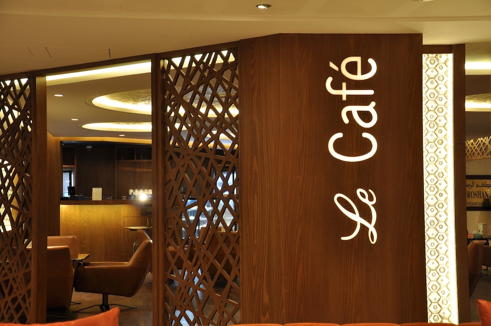 فندق المدينة مريديان(Le Meridien Medina) 7/60