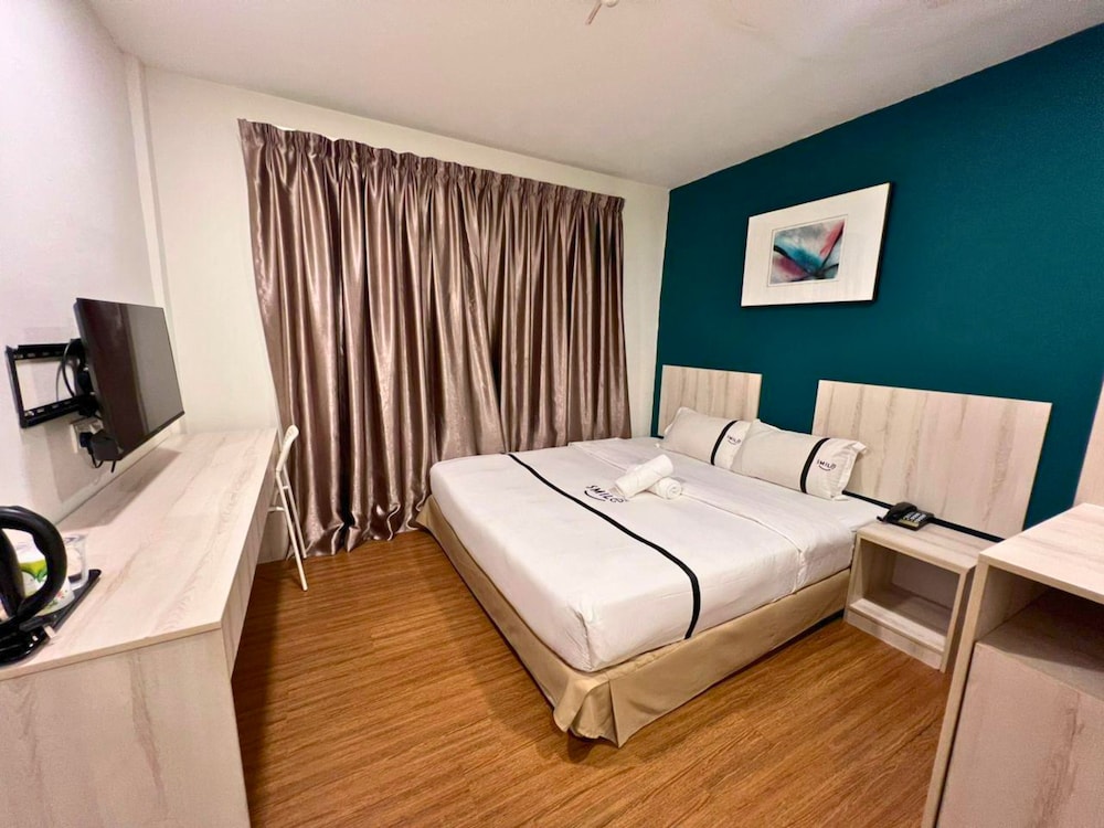 Smile Hotel Taman Segar Cheras 7/17