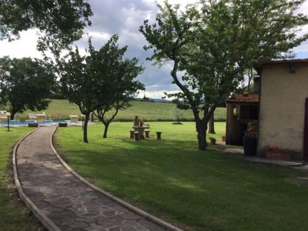 Agriturismo Podere Delle Querci 36/47